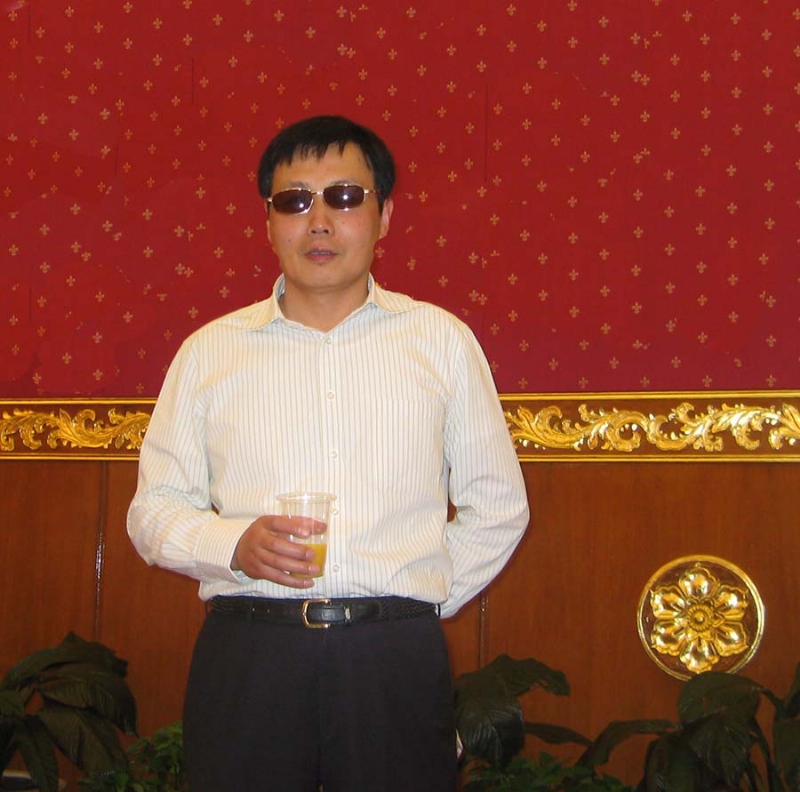 威胜的第二张照片--宜昌相亲服务中心