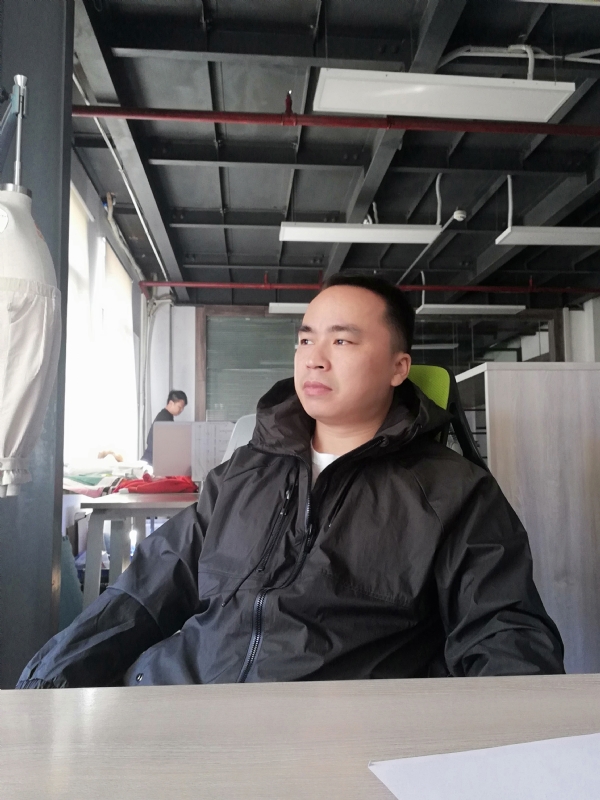 左眼皮跳跳的第一张照片--宜昌相亲服务中心