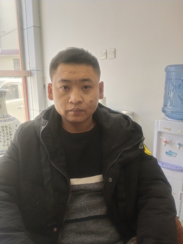 瞿波的第一张照片--宜昌相亲服务中心