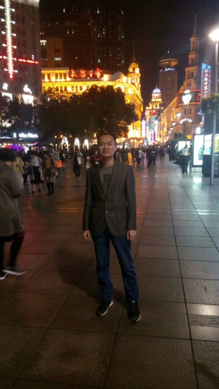 水池养鱼的第一张照片--宜昌相亲服务中心