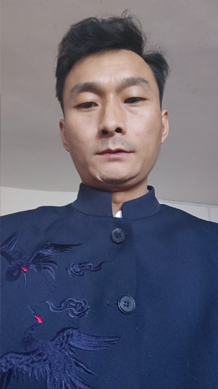 逆袭的小老鼠～龙long的第一张照片--宜昌相亲服务中心