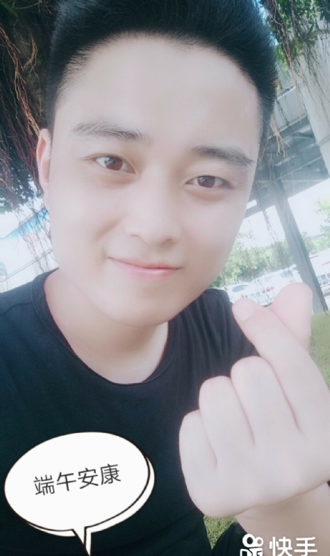 温暖的陈公子的第一张照片--宜昌相亲服务中心