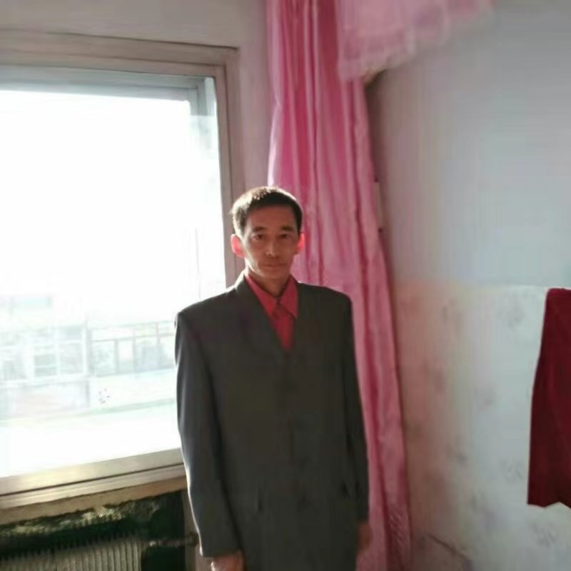 阳光明媚的第一张照片--宜昌相亲服务中心