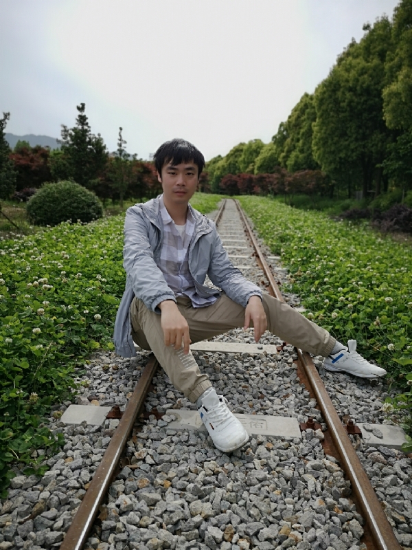 HCL的第一张照片--宜昌相亲服务中心