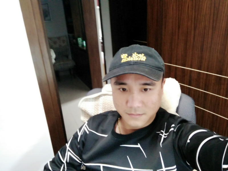 坚持我爱的第一张照片--宜昌相亲服务中心