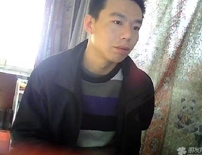 向钱奔跑的第一张照片--宜昌相亲服务中心