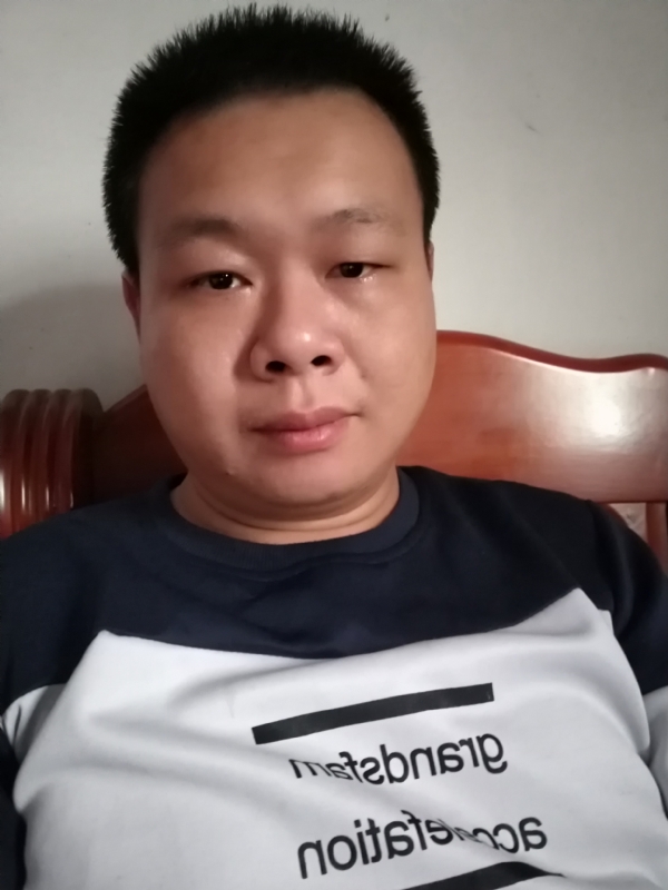 飞的第一张照片--宜昌相亲服务中心