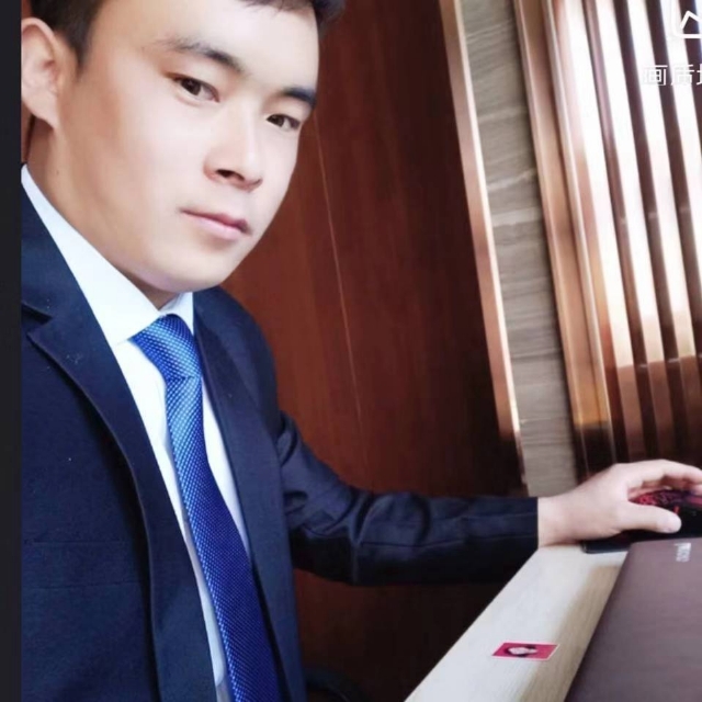 会哭的幸福的第一张照片--宜昌相亲服务中心