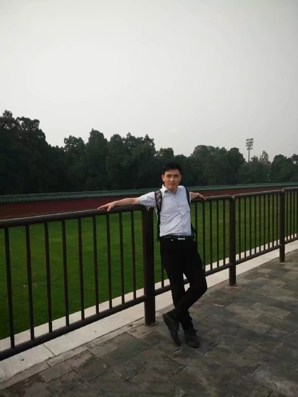 牛郎的第三张照片--宜昌相亲服务中心