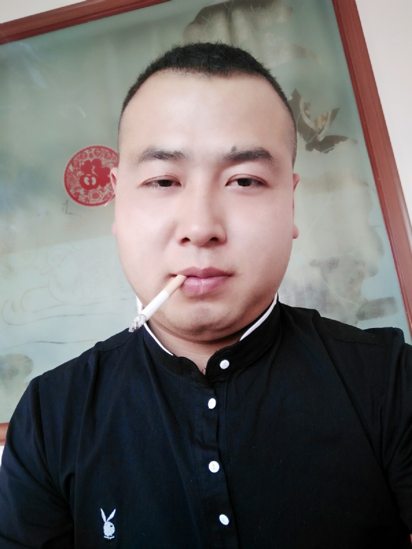 贰爺的第一张照片--宜昌相亲服务中心