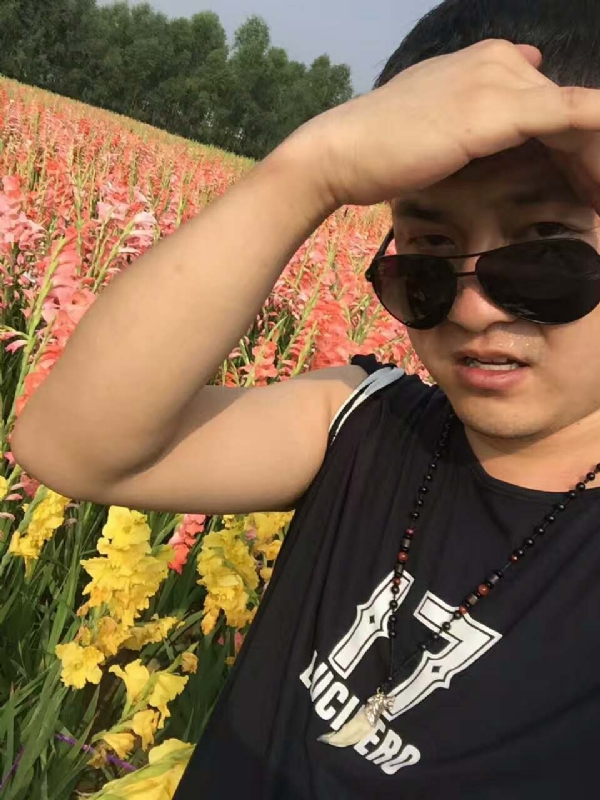 QH-蓝细胞的第一张照片--宜昌相亲服务中心