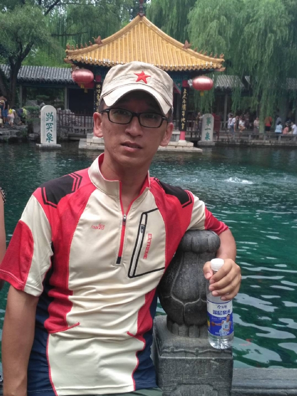 晓峰的第二张照片--宜昌相亲服务中心