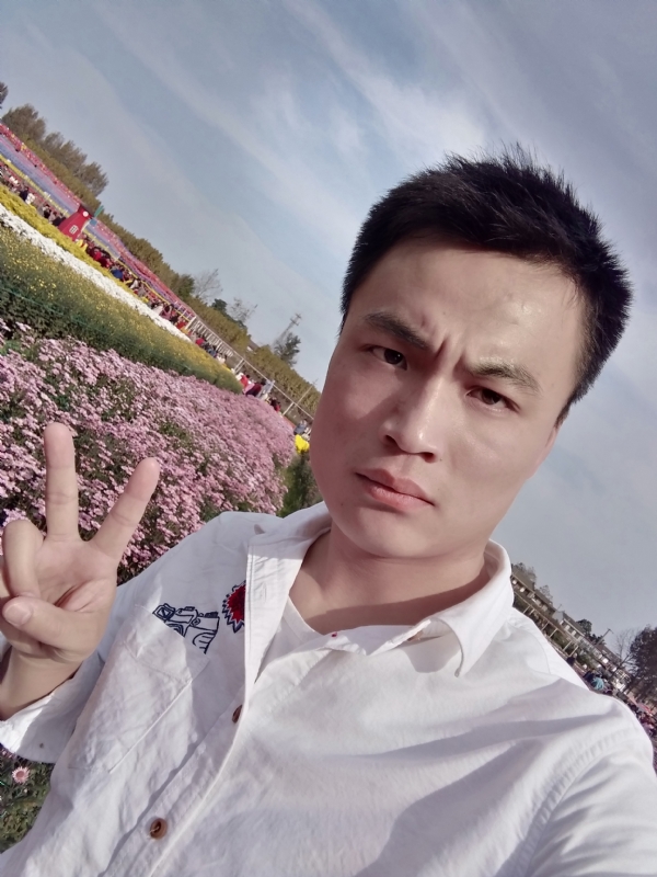 心碎无痕的第二张照片--宜昌相亲服务中心