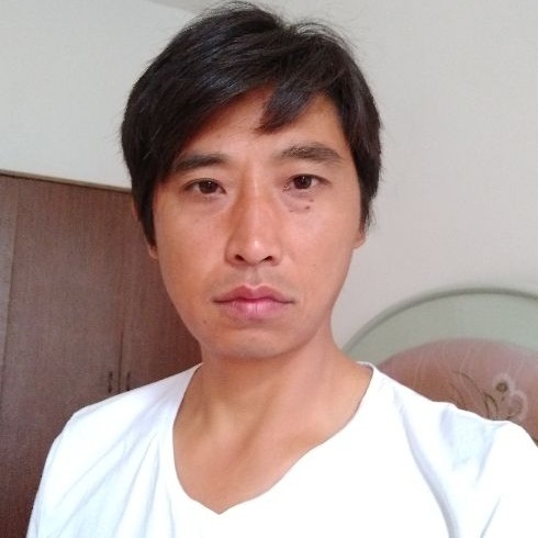 莞尔一笑的第一张照片--宜昌相亲服务中心