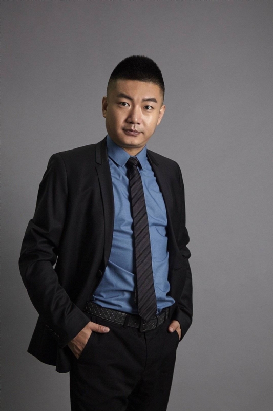 Clark的第一张照片--宜昌相亲服务中心