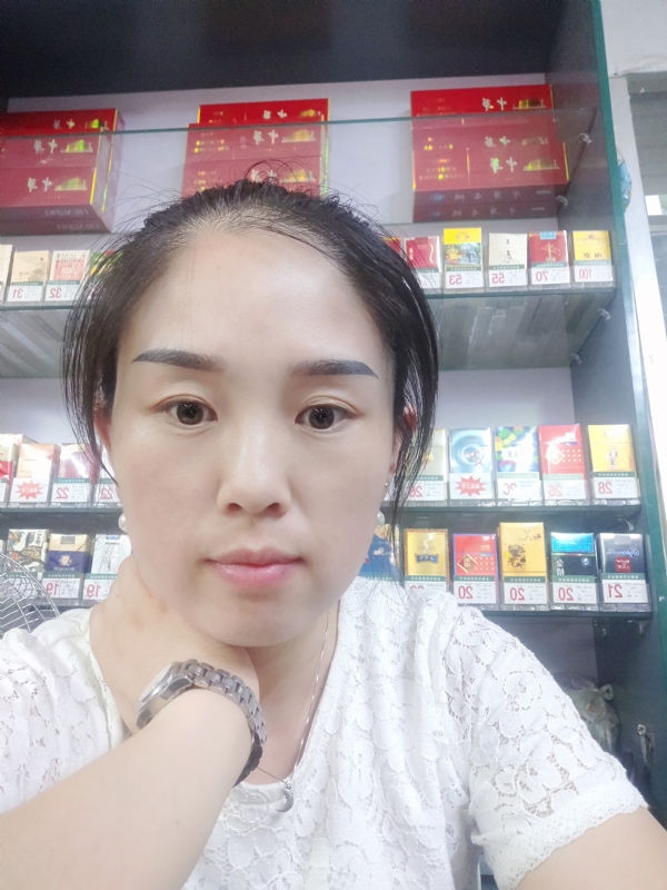 睿智的第二张照片--宜昌相亲服务中心