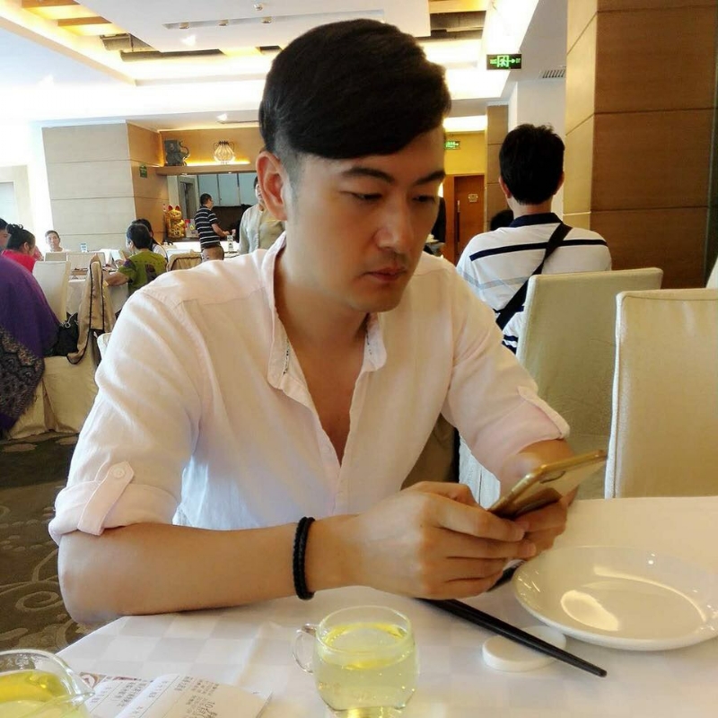 猩猩的第一张照片--宜昌相亲服务中心