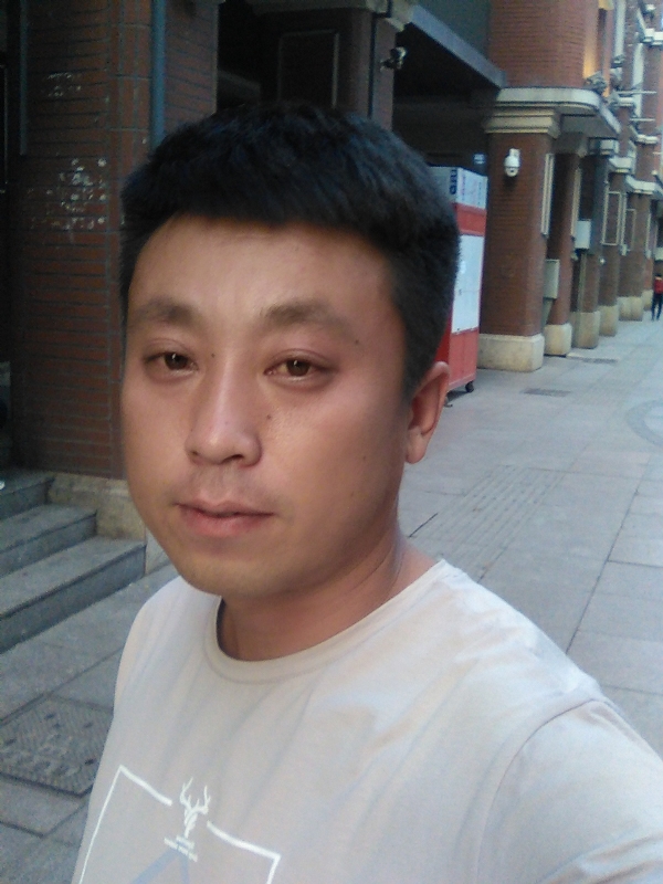 冰冷的心的第一张照片--宜昌相亲服务中心