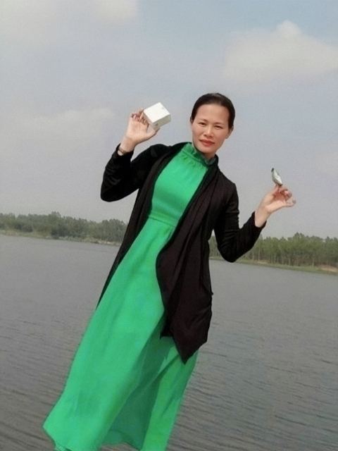 李梅的第三张照片--宜昌相亲服务中心