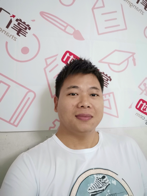 轻静地行走着的第一张照片--宜昌相亲服务中心