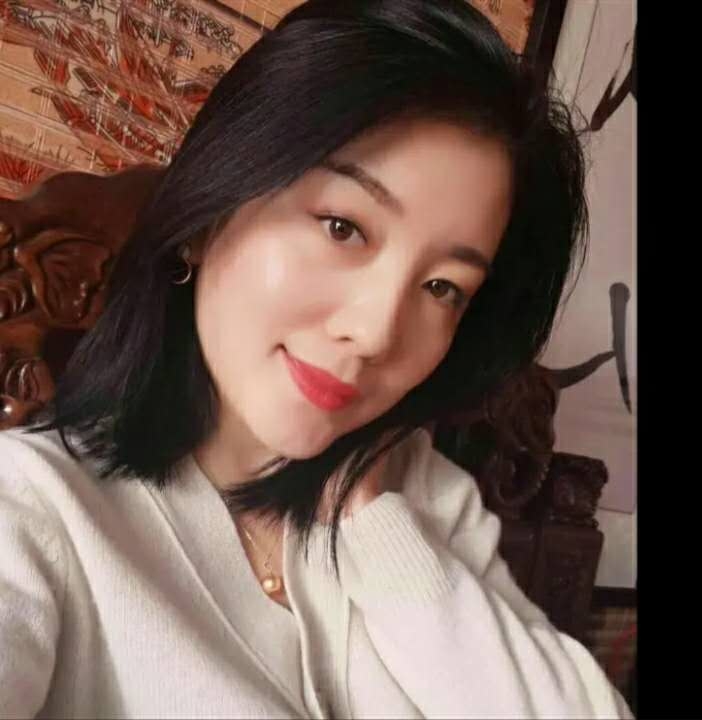 陈旧的第一张照片--宜昌相亲服务中心