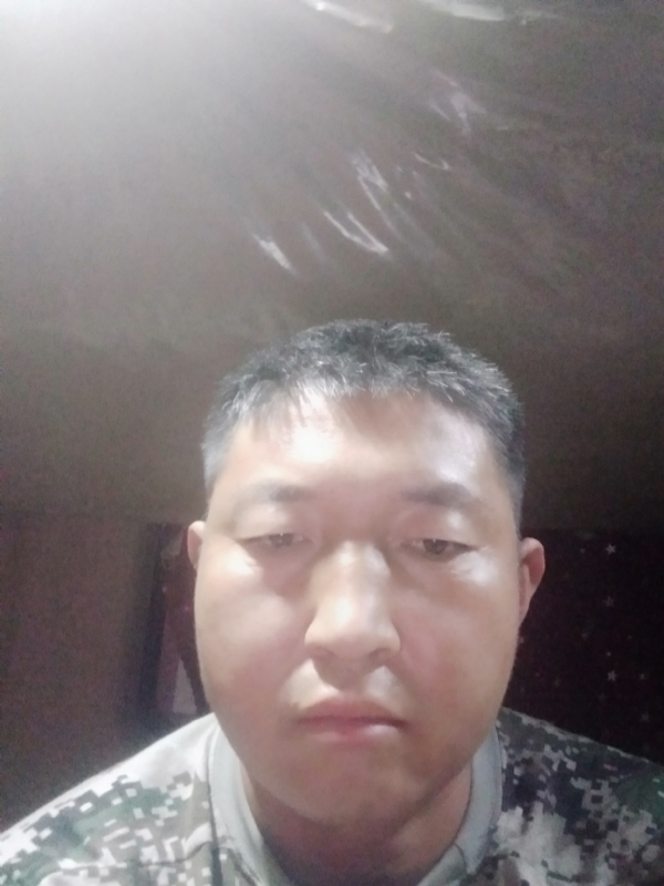 雪山浪子的第一张照片--宜昌相亲服务中心