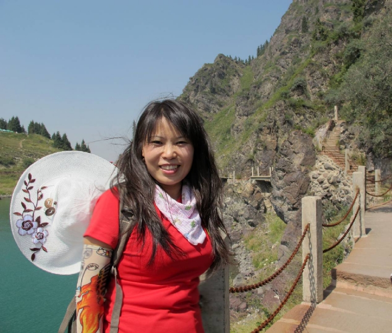 惊虹的第一张照片--宜昌相亲服务中心