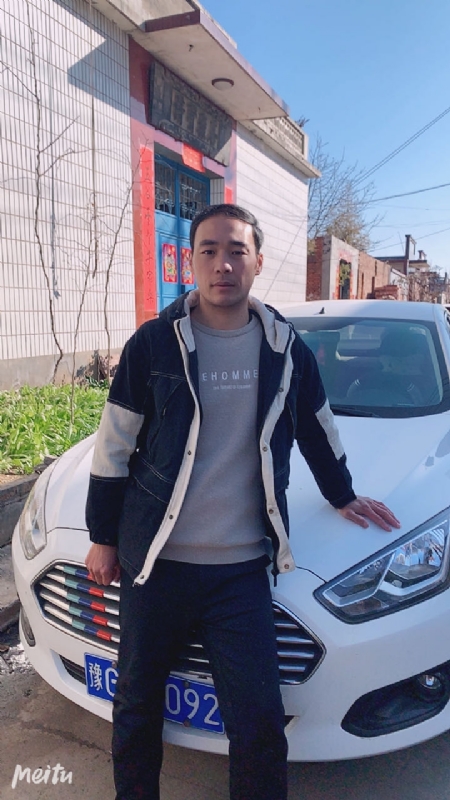 一片云的第一张照片--宜昌相亲服务中心