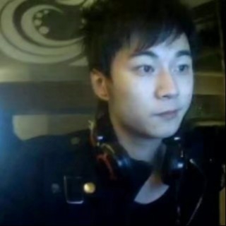 深夜人的第一张照片--宜昌相亲服务中心