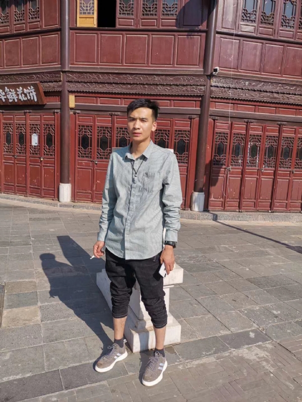 刘方的第一张照片--宜昌相亲服务中心