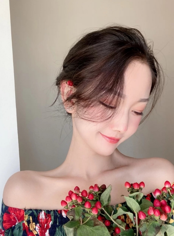 小诗vanessa的第二张照片--宜昌相亲服务中心