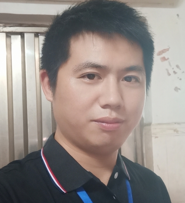 单身奶爸的第一张照片--宜昌相亲服务中心