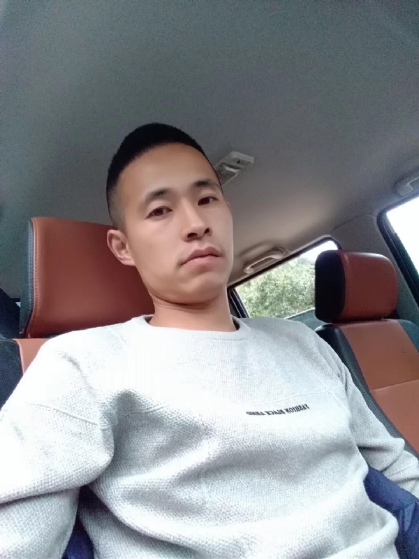 我狠忙的第一张照片--宜昌相亲服务中心