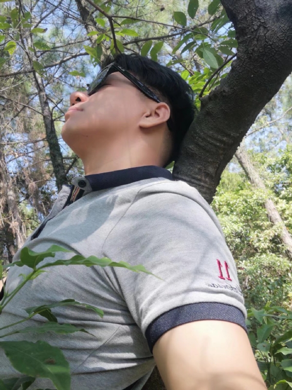 新丁的第一张照片--宜昌相亲服务中心