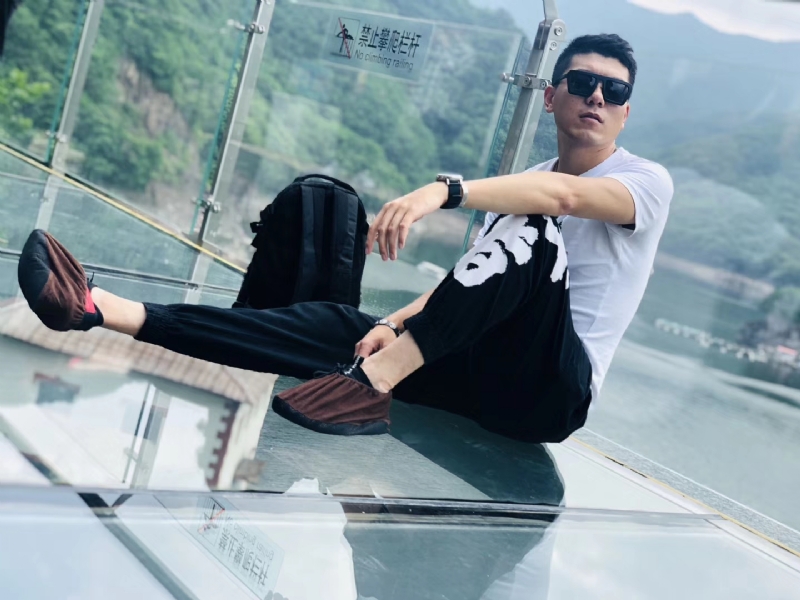 庄周梦蝶的第一张照片--宜昌相亲服务中心