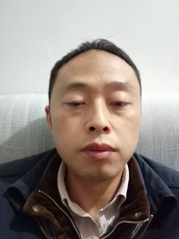 阳光的第一张照片--宜昌相亲服务中心