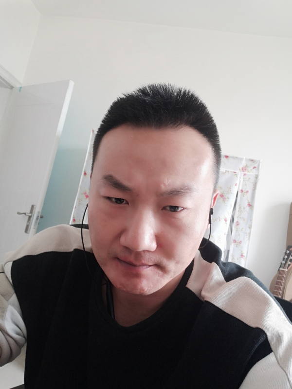 曹先森的第一张照片--宜昌相亲服务中心