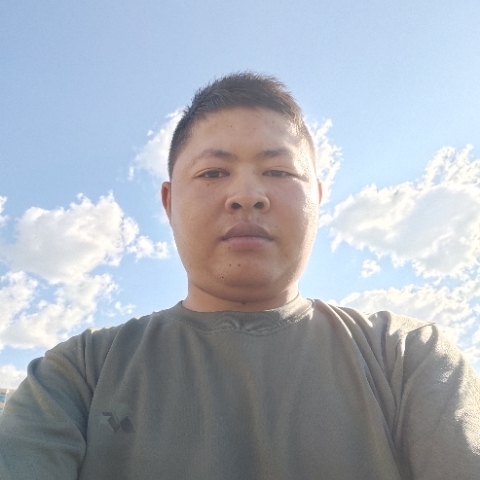 马的第一张照片--宜昌相亲服务中心