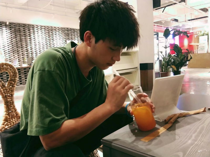 一花一世界的第二张照片--宜昌相亲服务中心