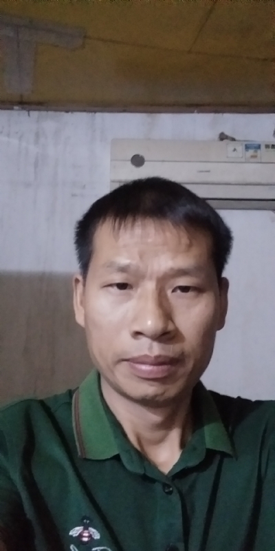 执着跋涉的第二张照片--宜昌相亲服务中心