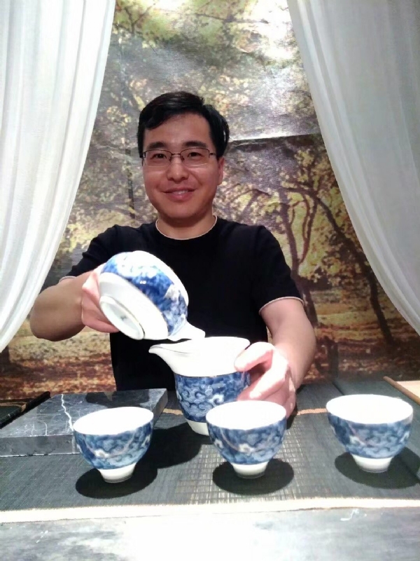 飞云之上的第一张照片--宜昌相亲服务中心