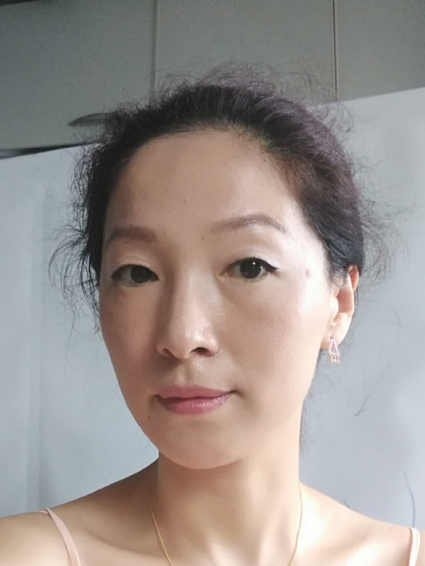 彼岸花的第一张照片--宜昌相亲服务中心