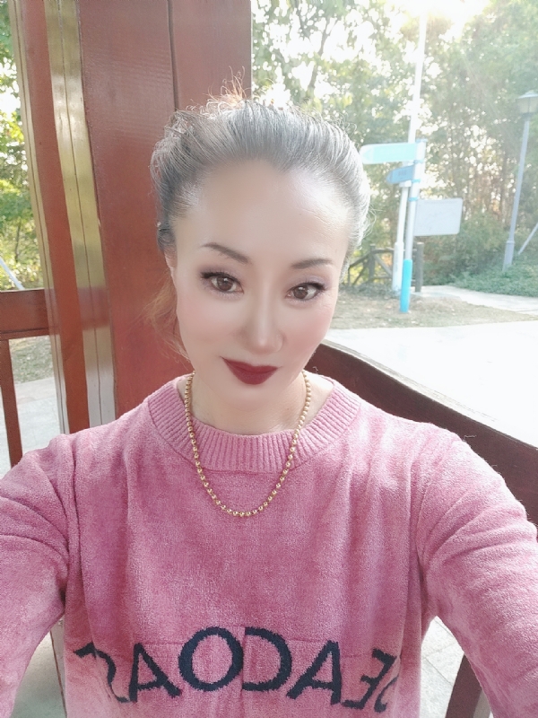 燕子的第五张照片--宜昌相亲服务中心