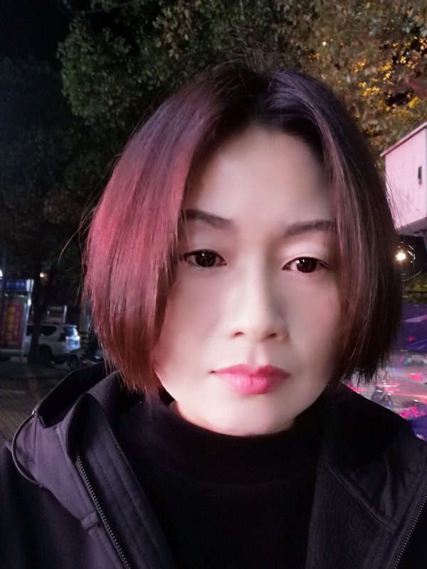 风中百合的第一张照片--宜昌相亲服务中心