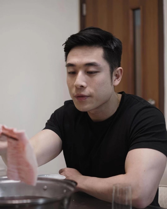 李浩泓的第一张照片--宜昌相亲服务中心