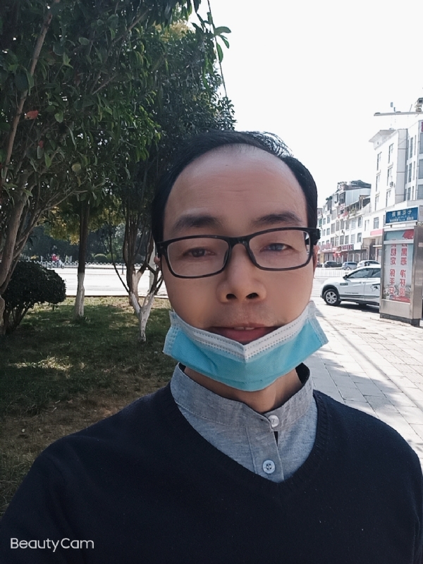 开心生活的第一张照片--宜昌相亲服务中心