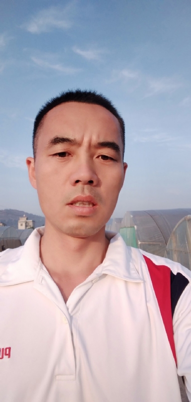 大头鱼的第一张照片--宜昌相亲服务中心