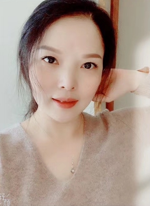 百荷的第一张照片--宜昌相亲服务中心