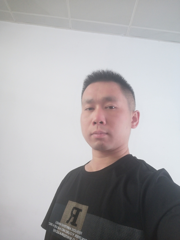 孤独的狼的第一张照片--宜昌相亲服务中心