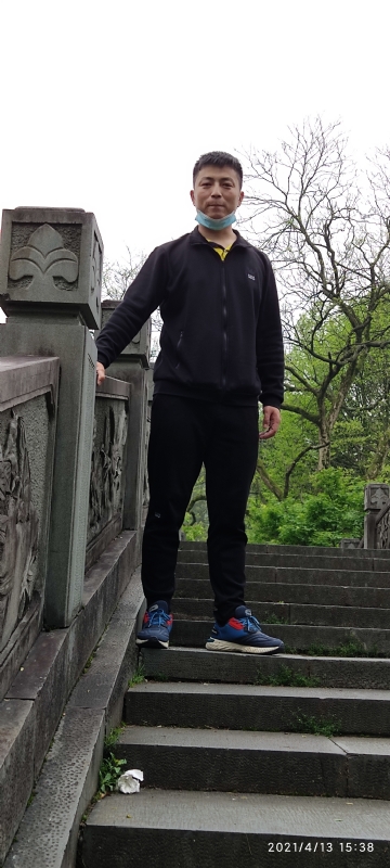 翁的第一张照片--宜昌相亲服务中心